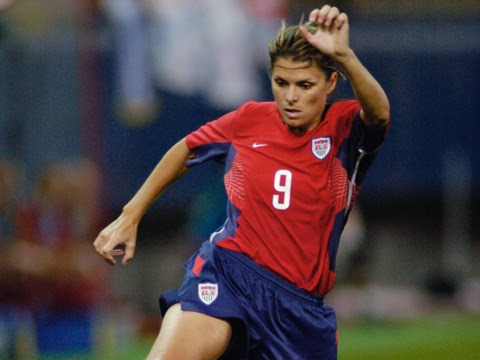 Sports Super Stars: Mia Hamm Wallpapers 2012