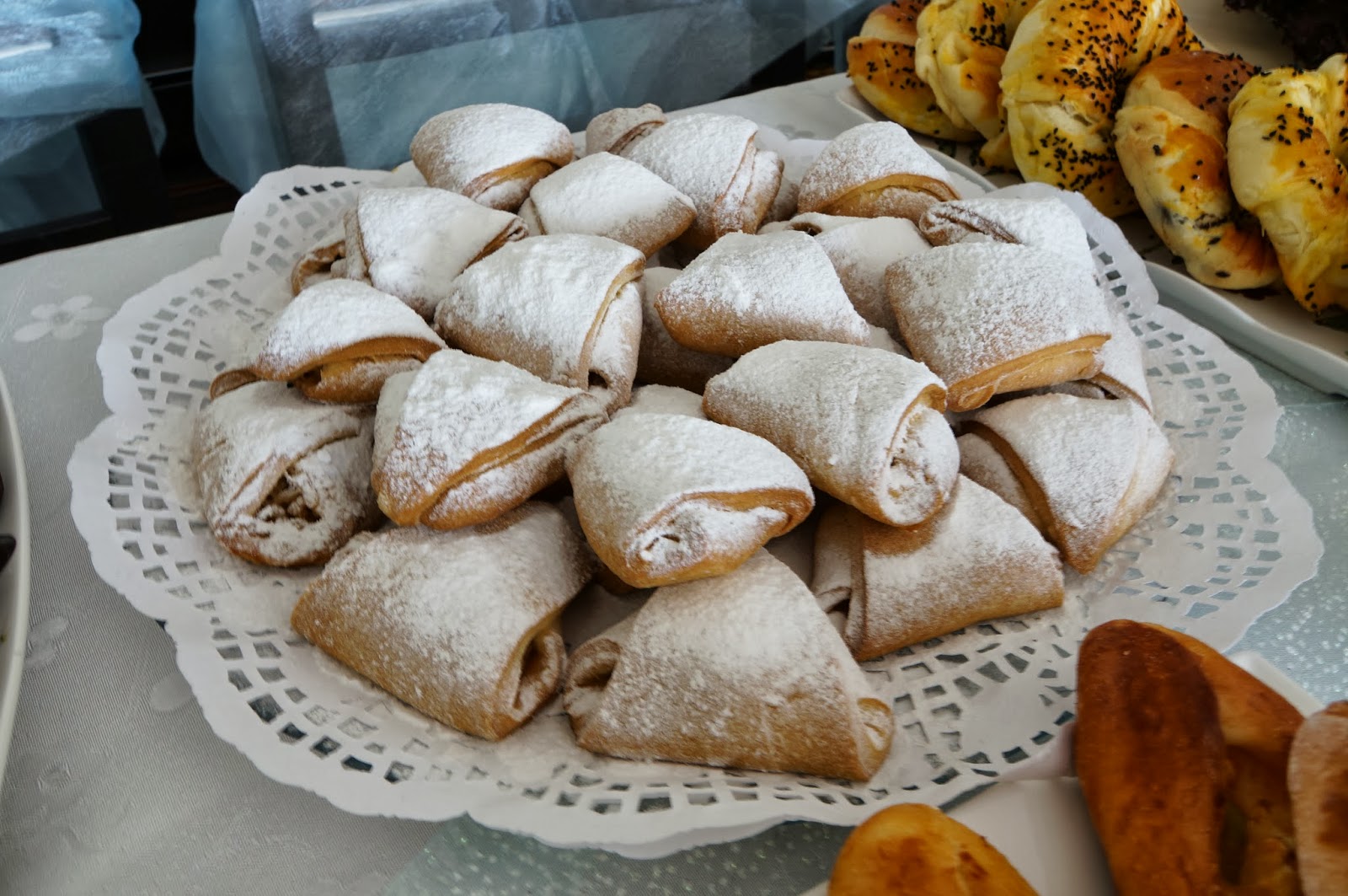 MAHARETLİ MUTFAK ELMALI ÜÇGEN KURABİYE