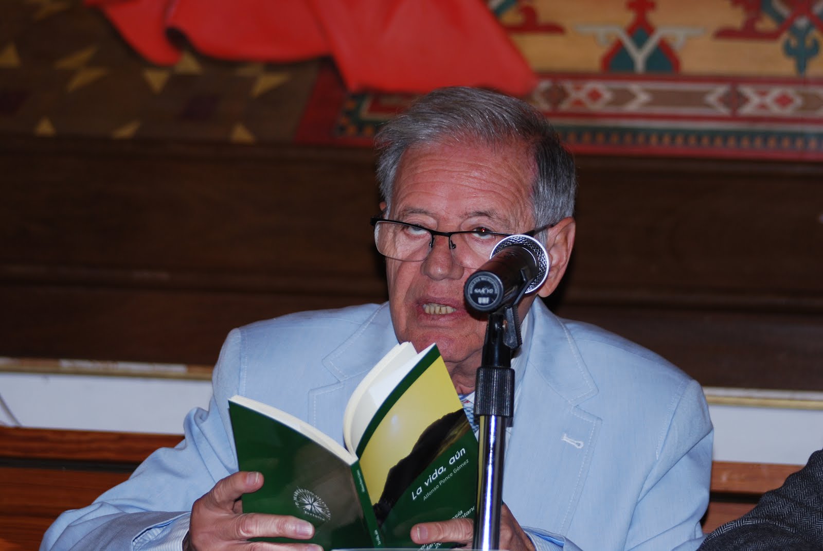 Presentación Libro Poesía P.Marcelino Quintana