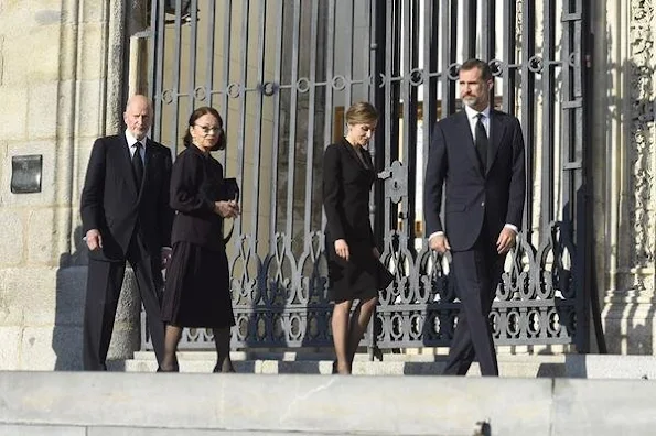 King Felipe VI of Spain and Queen Letizia of Spain, King Willem-Alexander and Queen Maxima, King Juan Carlos and Queen Sofia, Princess Beatrix, Princess Laurentien, King Simeon Borisov Sakskoburggotski and Margarita Gomez-Acebo, Miriam Ungria and Sons