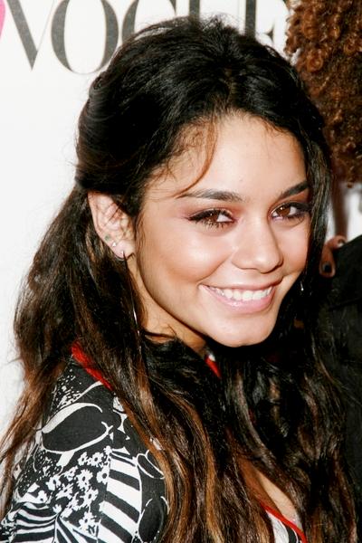 new vanessa hudgens leaked see vanessa hudgens new leaked photos 2011. new vanessa hudgens leaked