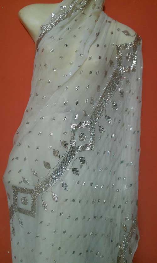 The Traditional Wear: Buy Mukesh Sarees