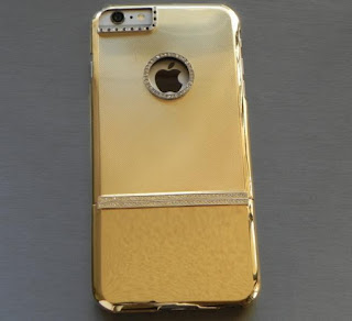 A $19,500 gold iPhone case