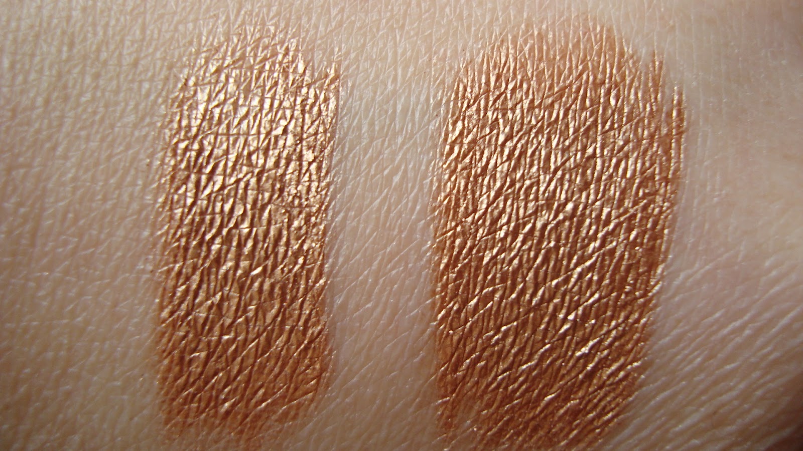 One Glass Slipper L'Oreal Metallique Eye Shadow Stick, Swatches & Review