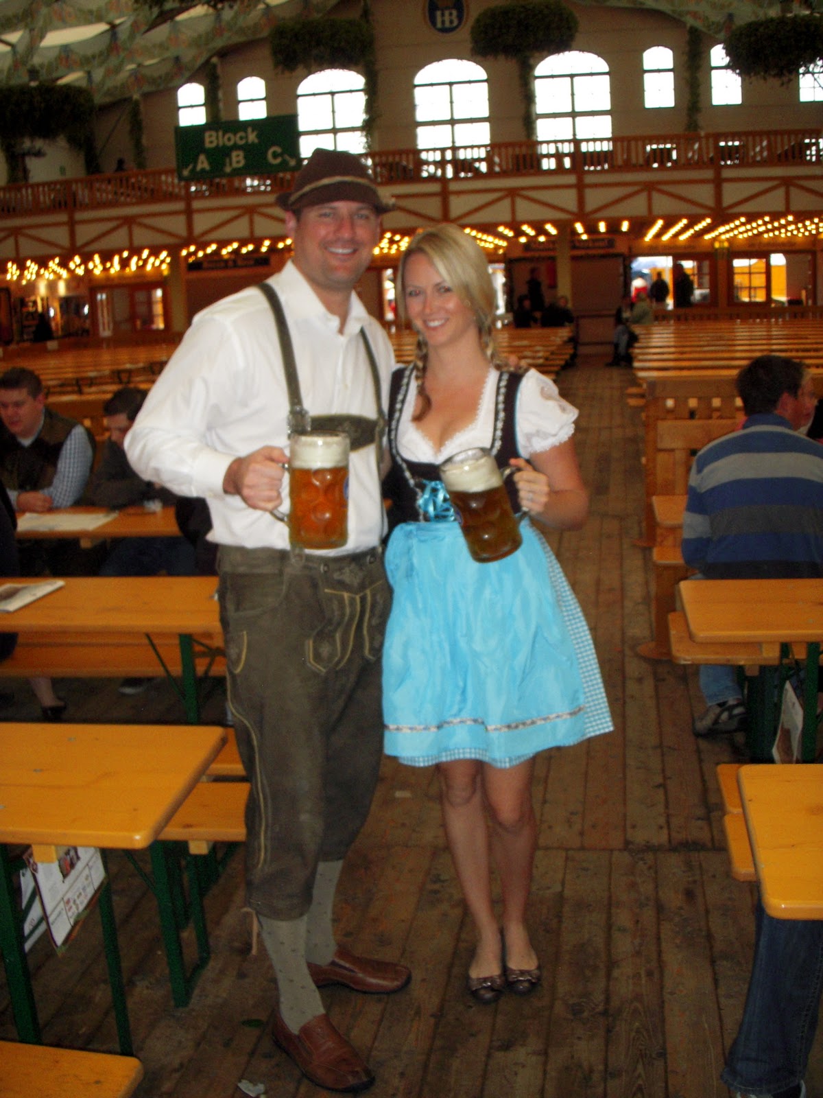 Prost To Oktoberfest In Munchen Germany International Nabers