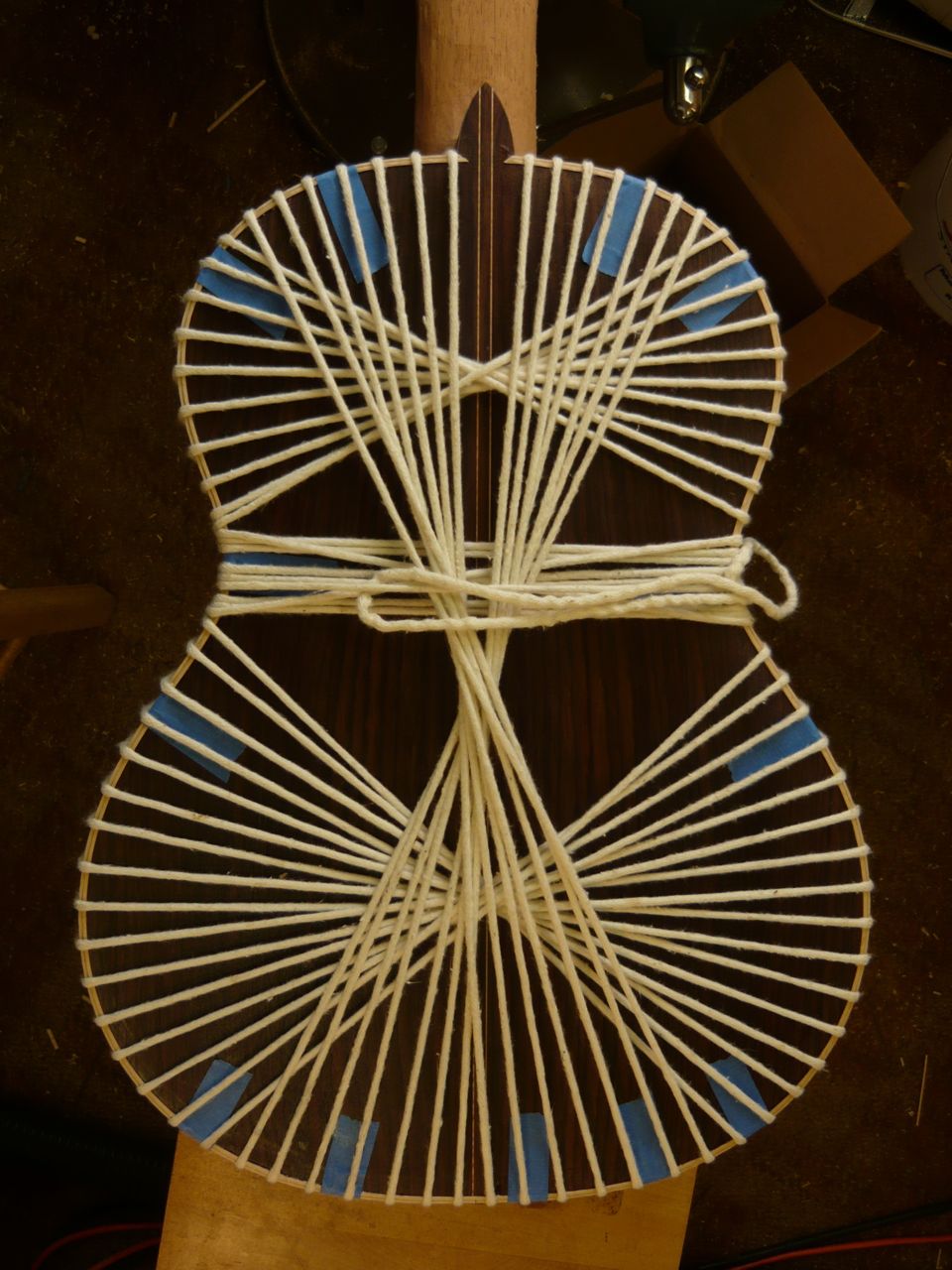 Luis Fernández de Córdoba, luthier Binding Using Hide Glue