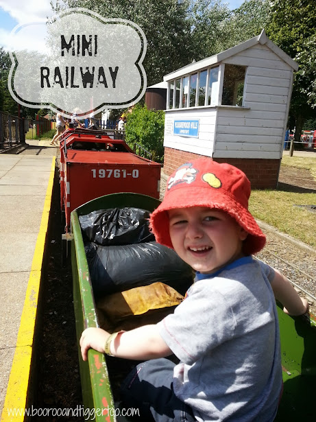Mini Railway - Pleasurewood Hills, Lowestoft Mini Railway - Pleasurewood Hills, Lowestoft