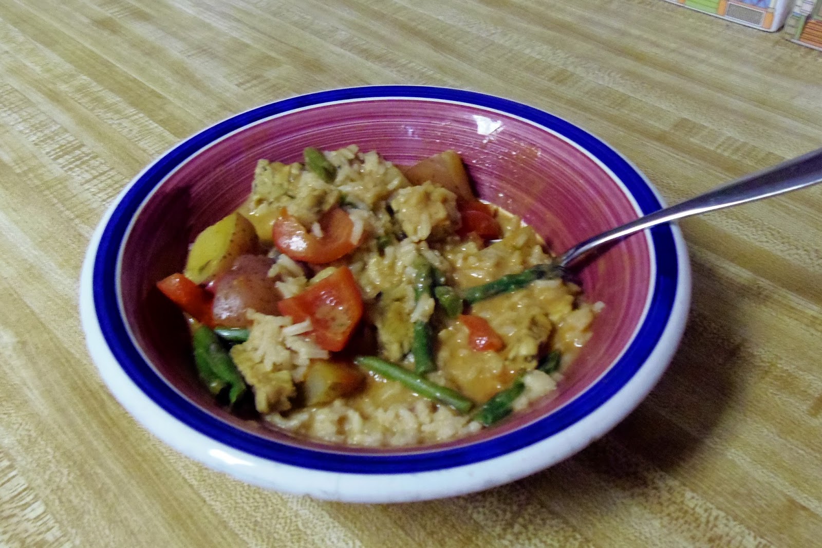 Glo's Kitchen Tempeh, Potato and Vegetable Red Curry