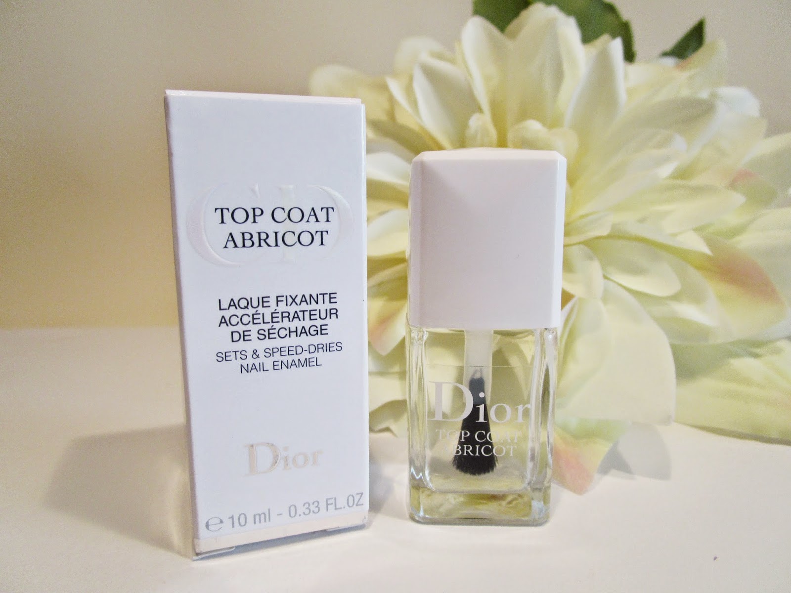 El Espejo de la BELLEZA Base Coat, Diorlisse y Top Coat Abricot de