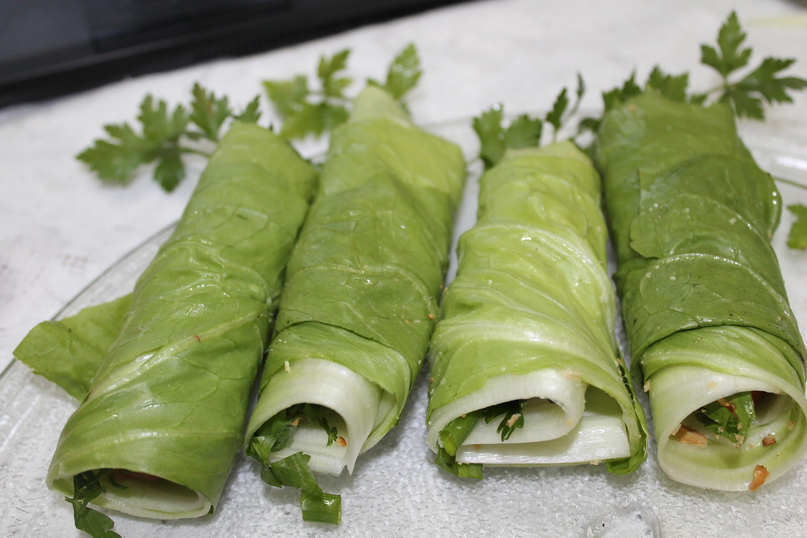 Mely's kitchen Lettuce Rolls