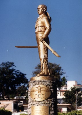 Monumento de Nicolás Bravo Rueda Monumento de Nicolás Bravo Rueda