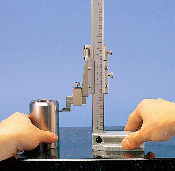 Mistar Ingsut atau Mistar Sorong fansclopedia