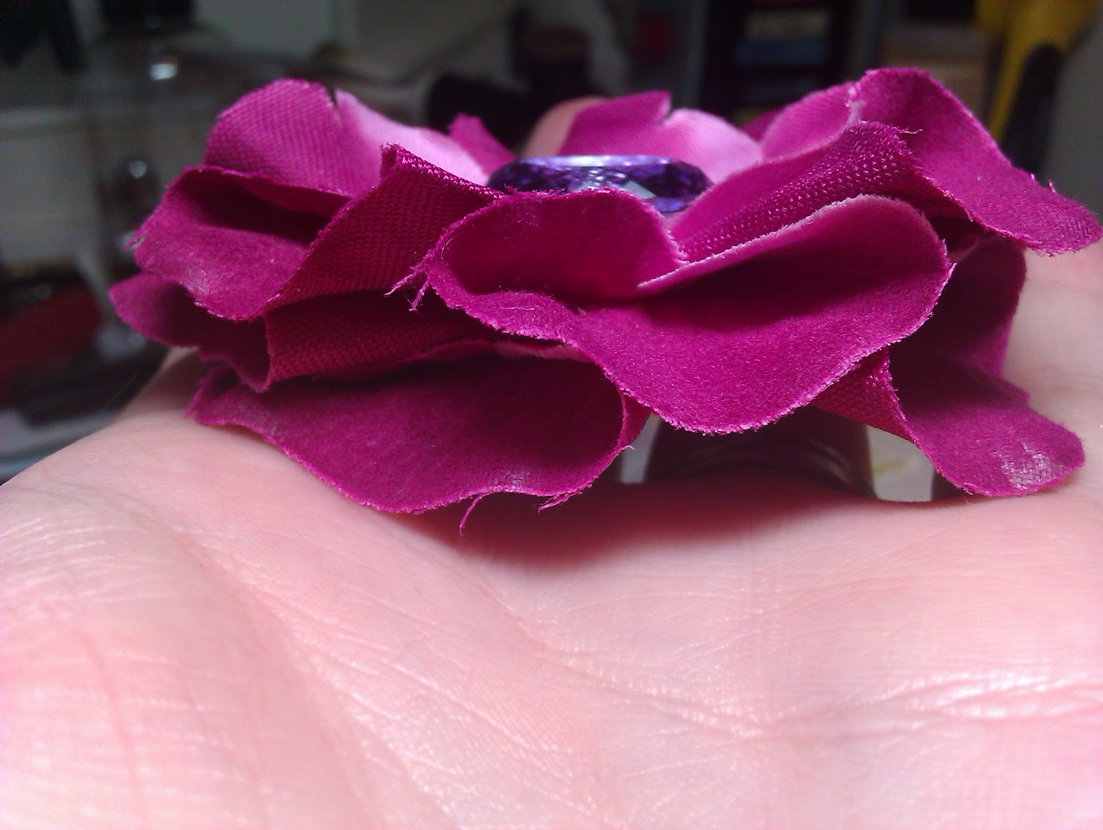 Crafty Loops Flower Tutorial Petaloops Making flowers from fake petals