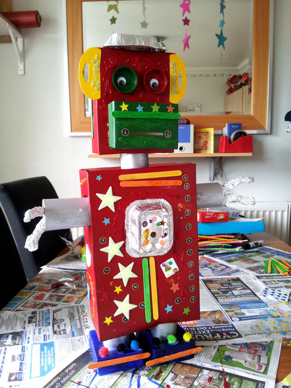 Ivy and Vince originally Olive and Vince MAKE Your Own Robot!