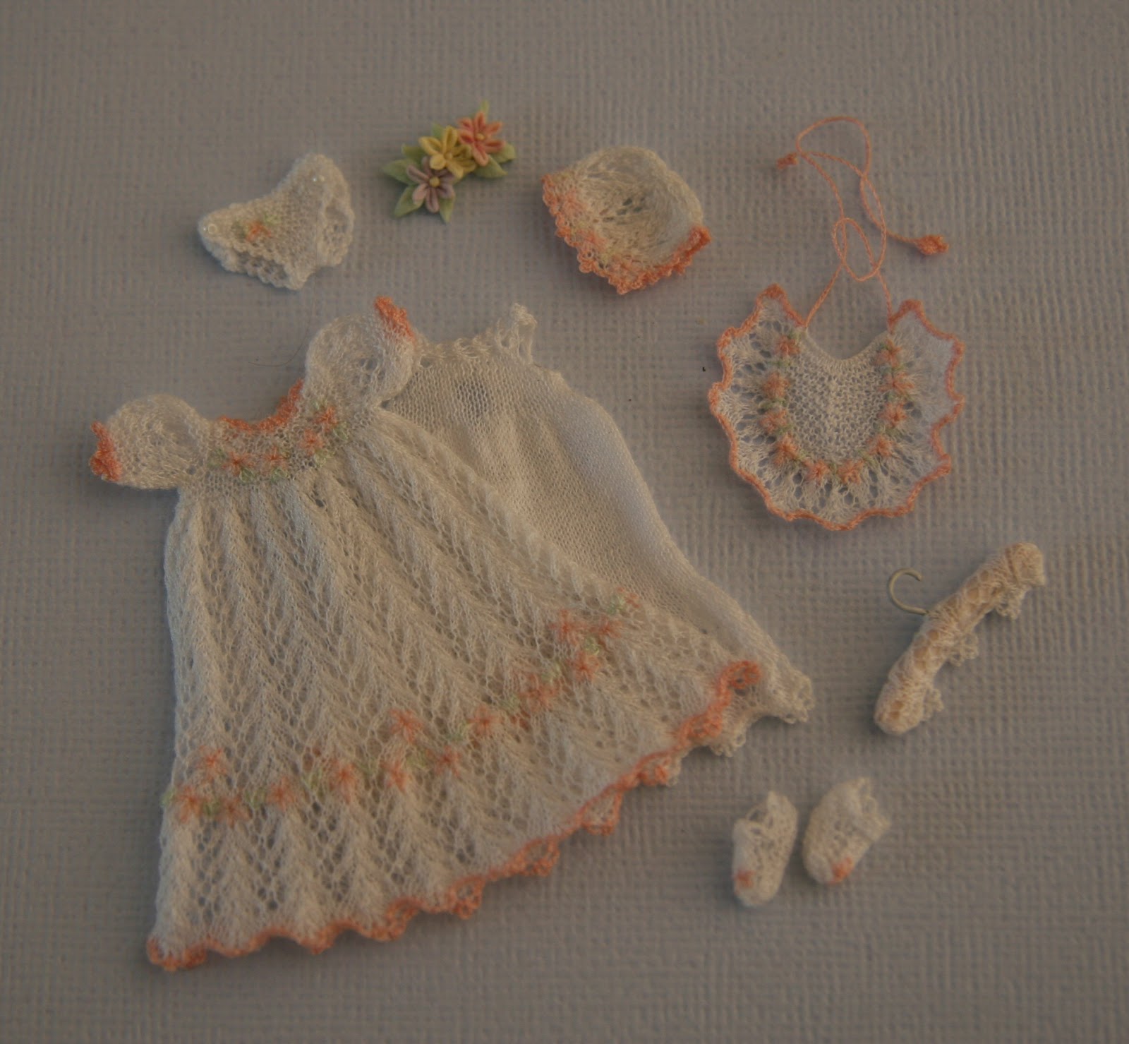 Chrystal's Designs Miniature Knitting Patterns Belly Button Baby