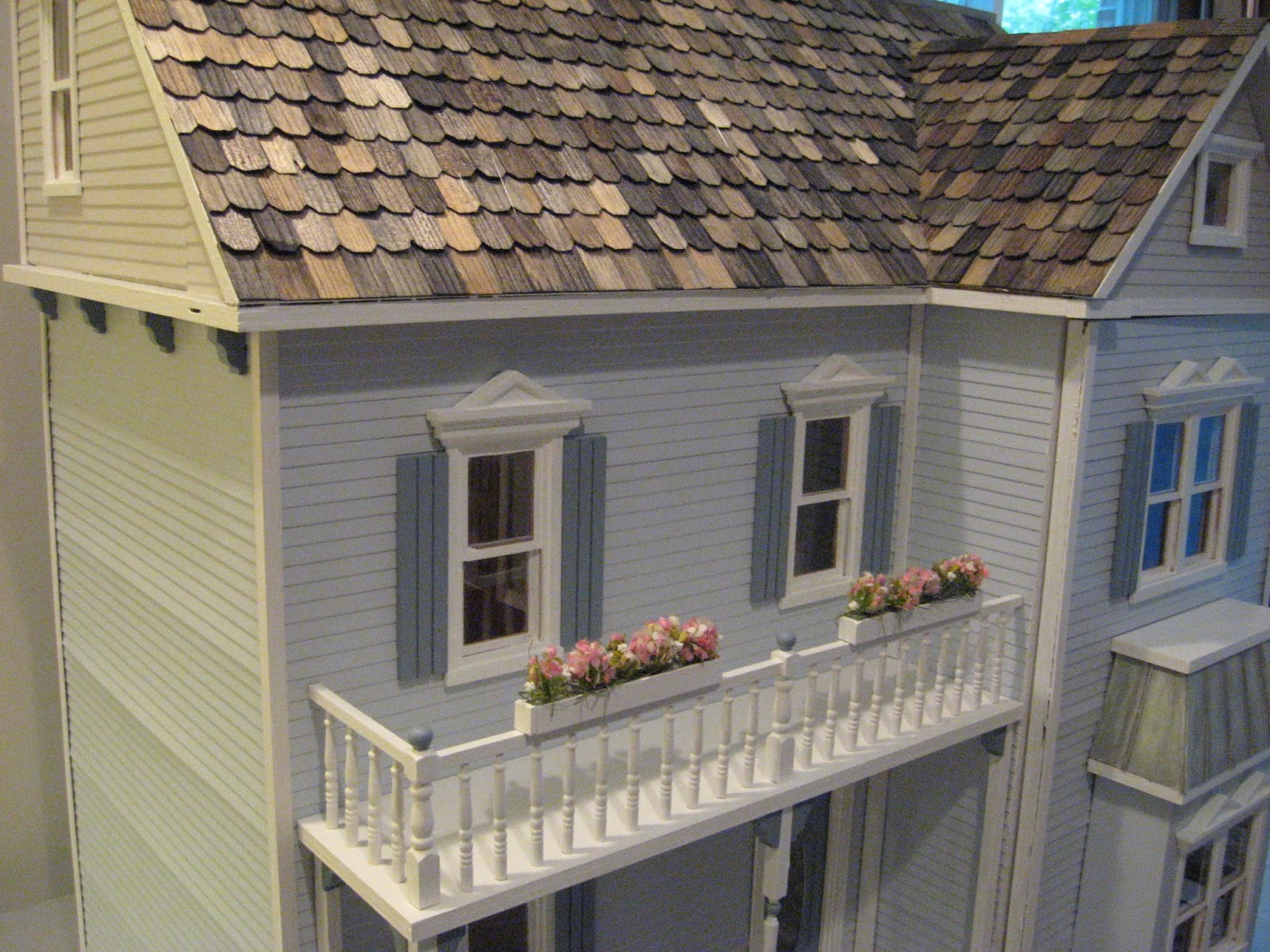 Little Darlings Dollhouses Completed, Finished and ON SALE NOW