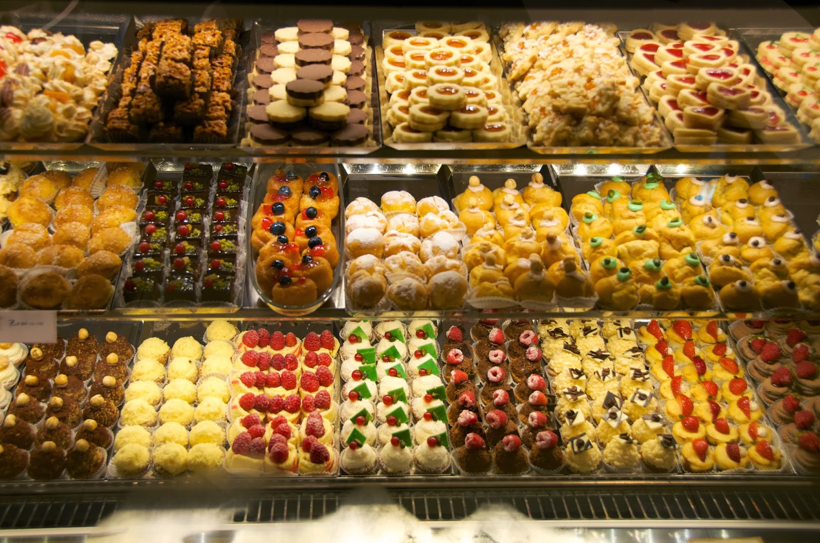 Americans In Umbria Pastries and Hair