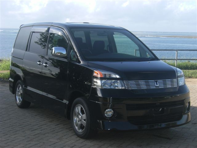 Toyota Voxy Picture nairobimail toyota voxy 2004 Toyota Voxy Picture nairobimail toyota voxy 2004