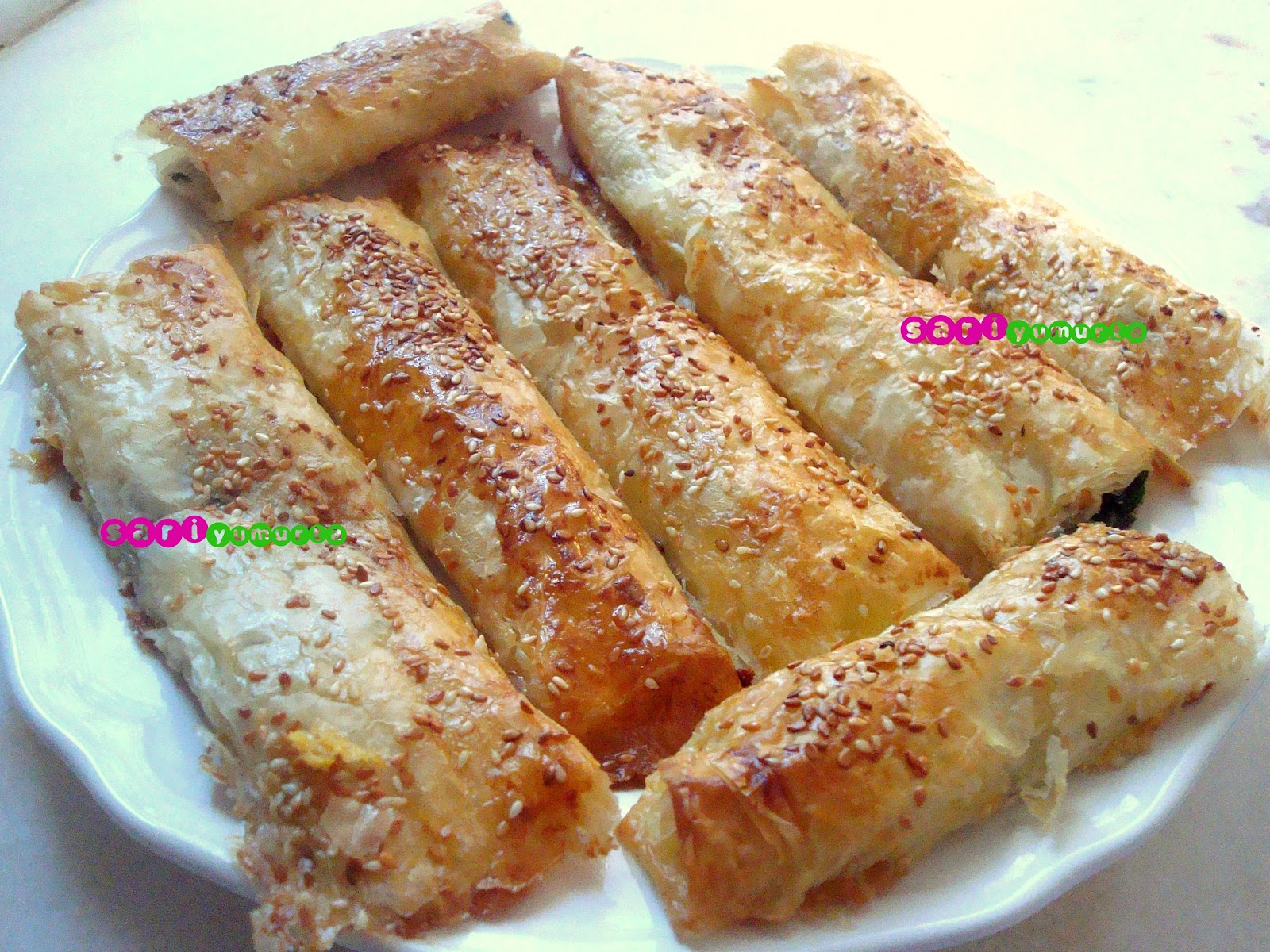 Baklava Yufkasından Peynirli Börek