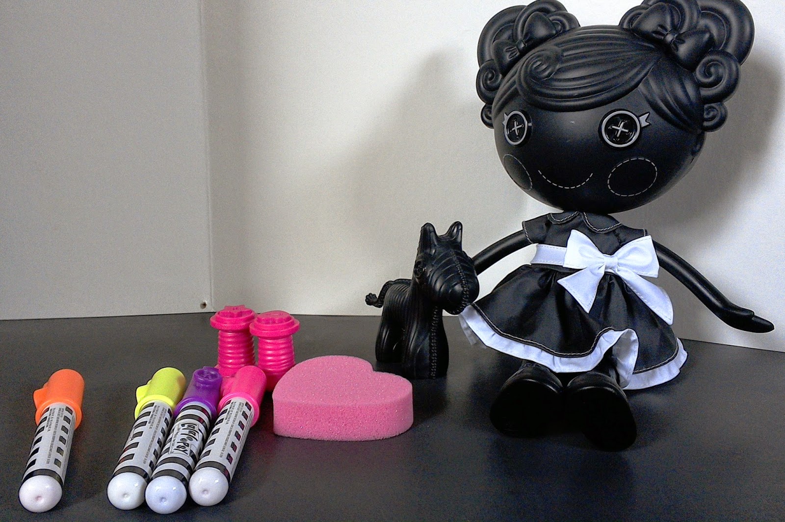 Woolly Ghoulie's Collectible Cuties New Lalaloopsy Color Me Review