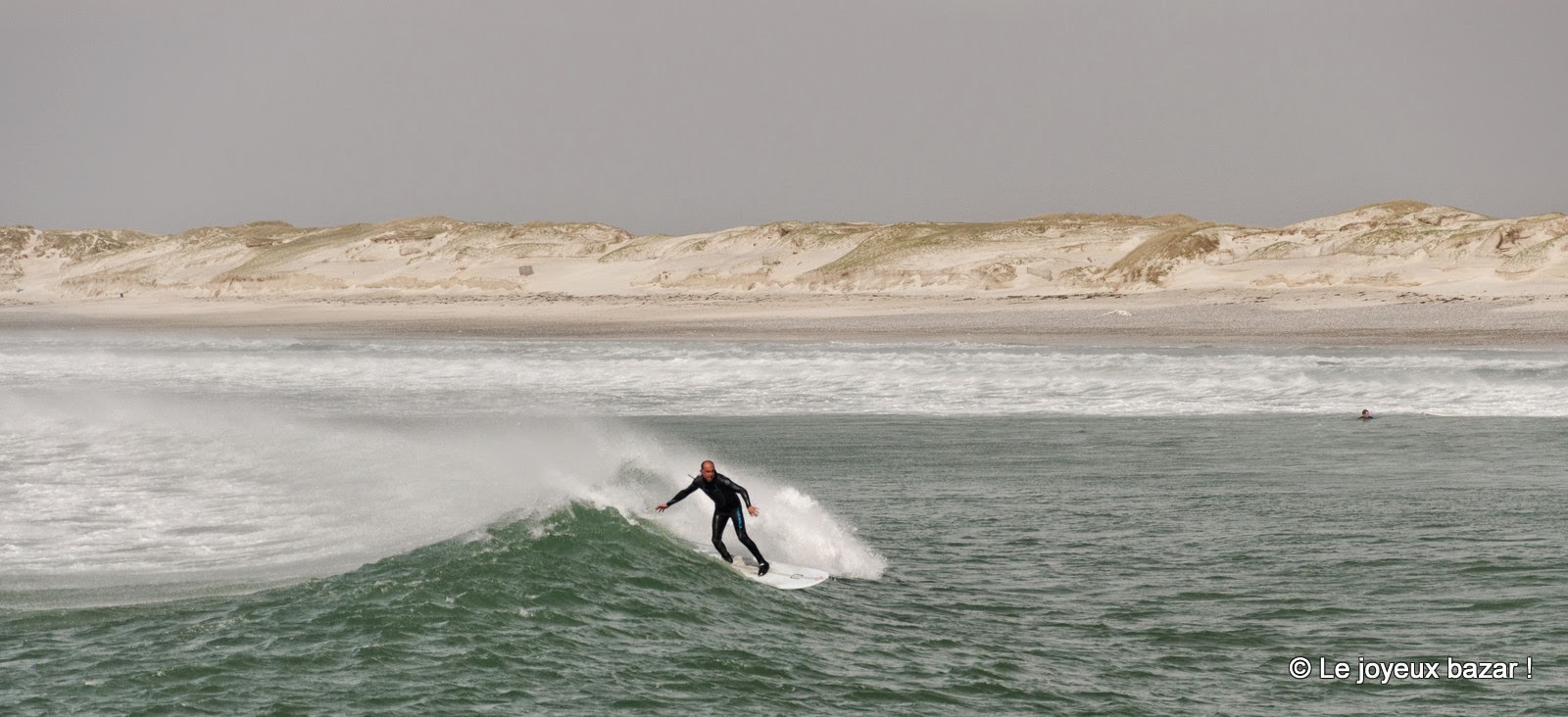 Bretagne - La Torche - surfeur