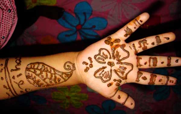 Simple And Easy Mehndi Designs2015 For Kids