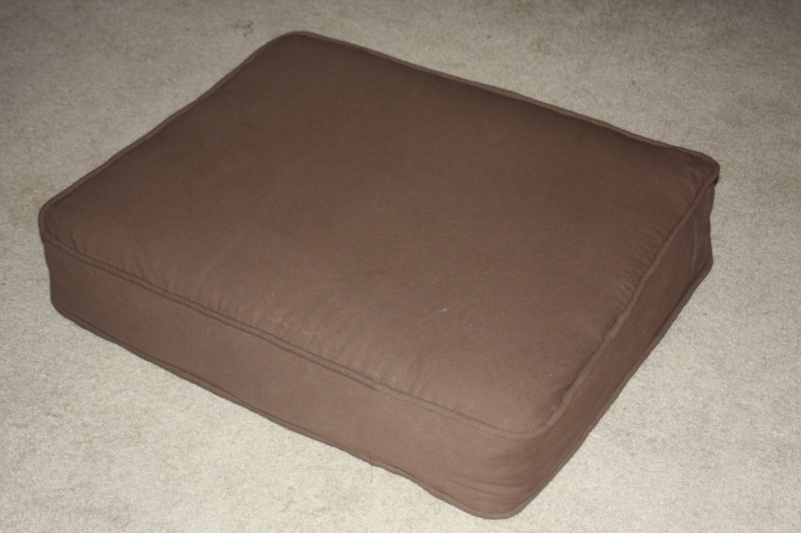 Slipcover Tutorial {How to Make Box Cushions}