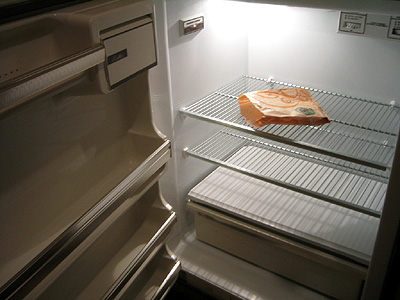 empty-fridge.jpg