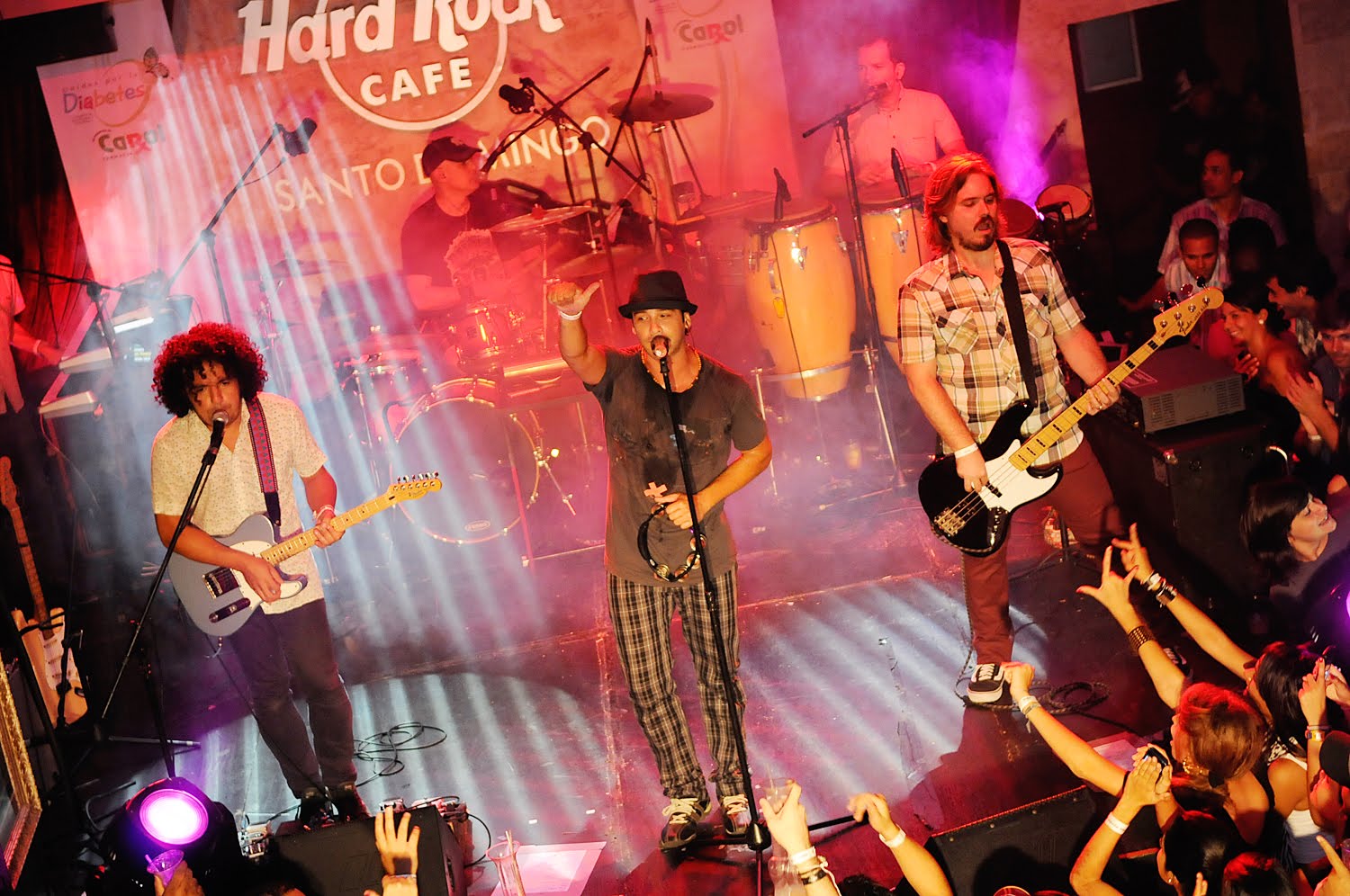 Ritmo Visual Los Amigos Invisibles La jocosidad hecha música