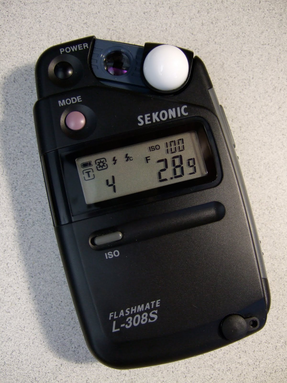 Yashica Mat 124g Review One Of The Most Popular Tlr Tlrgraphy