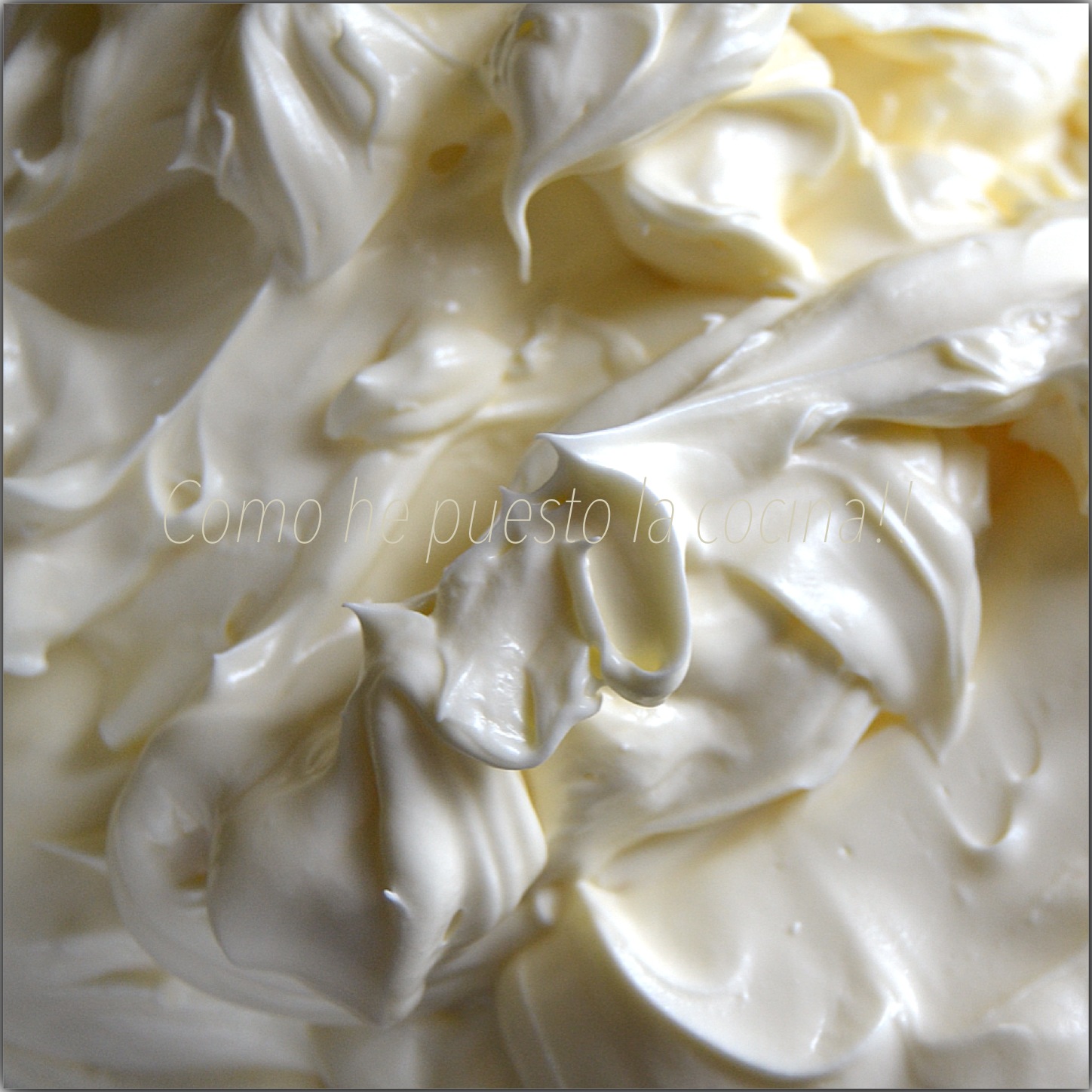 COMO HE PUESTO LA COCINA SWISS MERINGUE BUTTERCREAM (Thermomix)