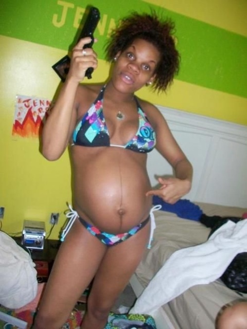 News From Usa: Black Pregnant woman's presence at Kansas ...
