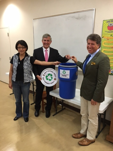 4S Ranch Library has a battery recycling bin