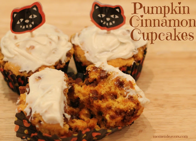 3 ingredient Pumpkin Cinnamon Cupcakes from Mom Endeavors.