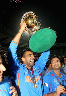 A Peep Into 2011  Zaheer+Khan+With+Trophy