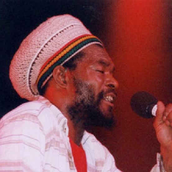 APPLE GABRIEL BIOGRAPHY Deejay bluemoon™