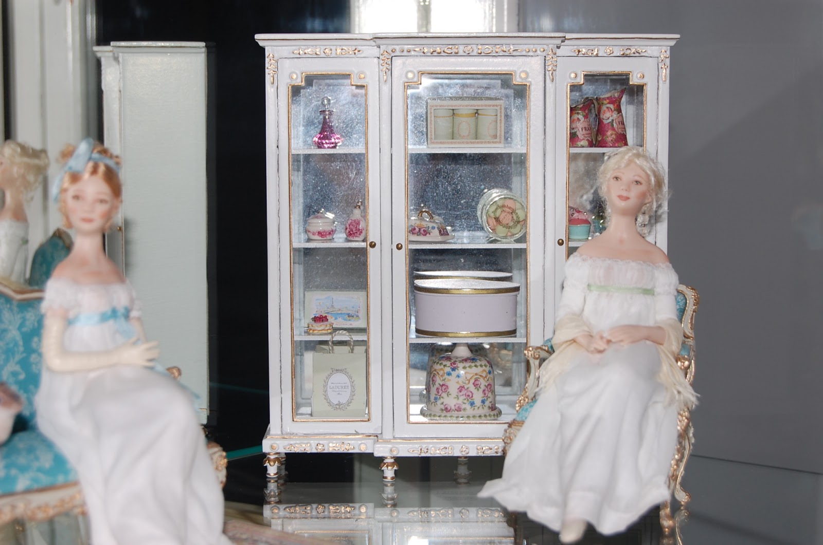 dreaming of paris New curio and doll shoes.