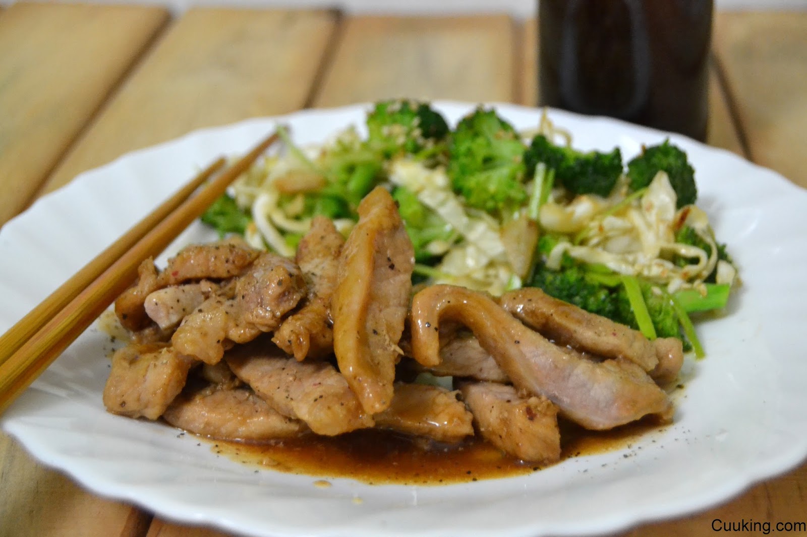 Cerdo Teriyaki Con Verduras Salteadas
