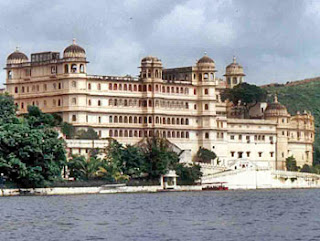 India Travel-Fateh Prakash Palace
