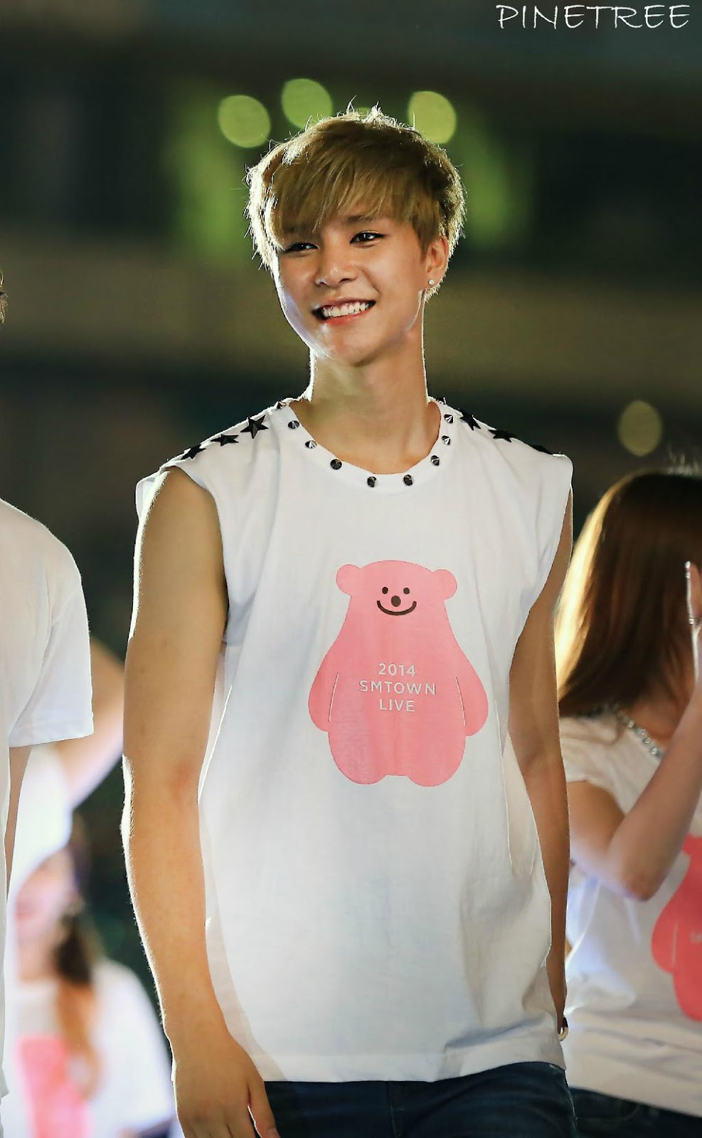 [instiz] IN 3 WEEKS, THIS GUY WILL BE 8 YEARS INTO BEING AN SM TRAINEE