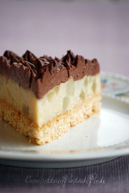 Torta Con Crema Alle Pere E Mousse Al Cioccolato Da Cuochetta In Punta Di Piedi