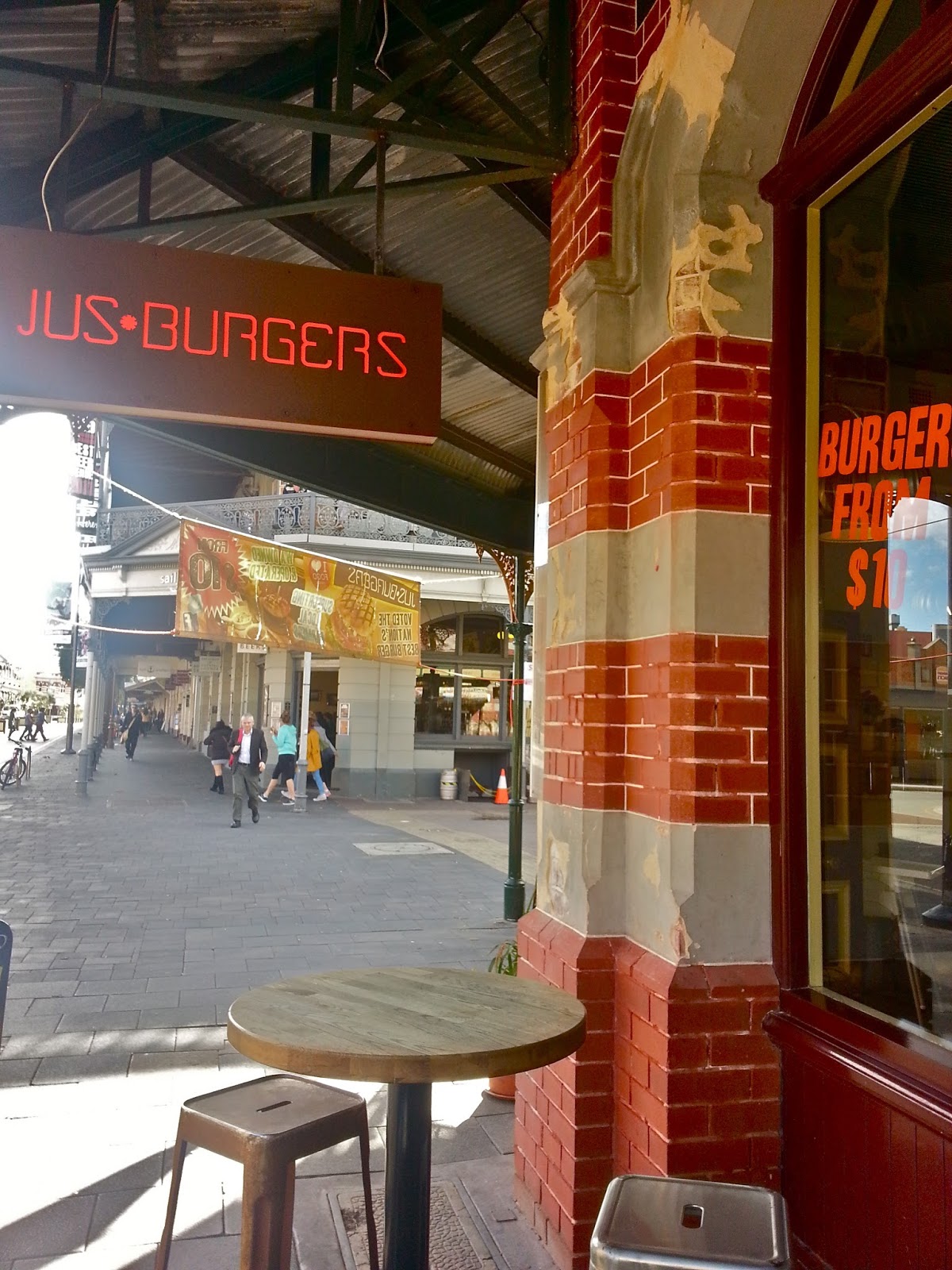 . Food Review Jus Burgers/Red Spoon Fremantle, Perth