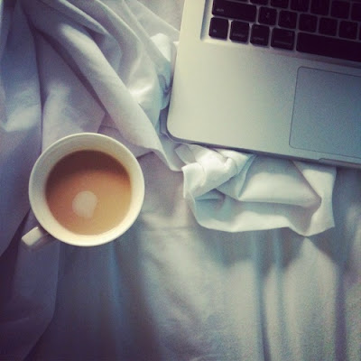 laptop, coffee, bed