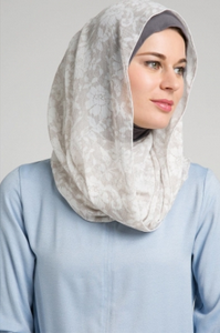 Model Hijab Dengan Bentuk Wajah Bulat Model Hijab Dengan Bentuk Wajah Bulat