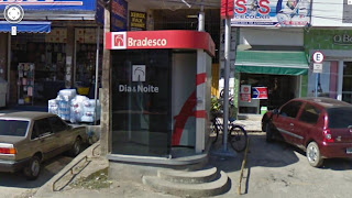 Bandidos tentam arrombar caixa eletrônico em Inoã, Maricá 1 5454