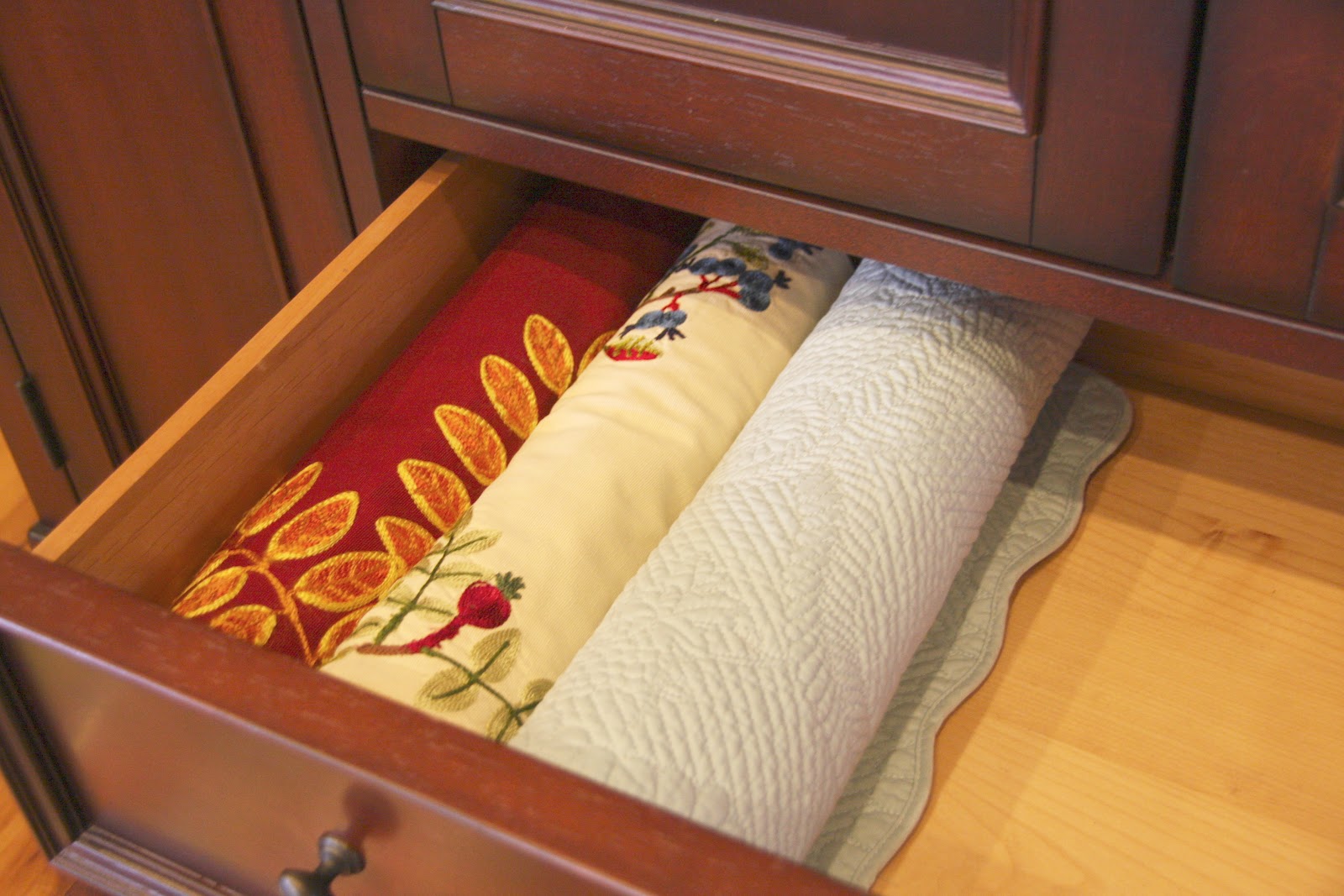 organized placemats Simply Organized