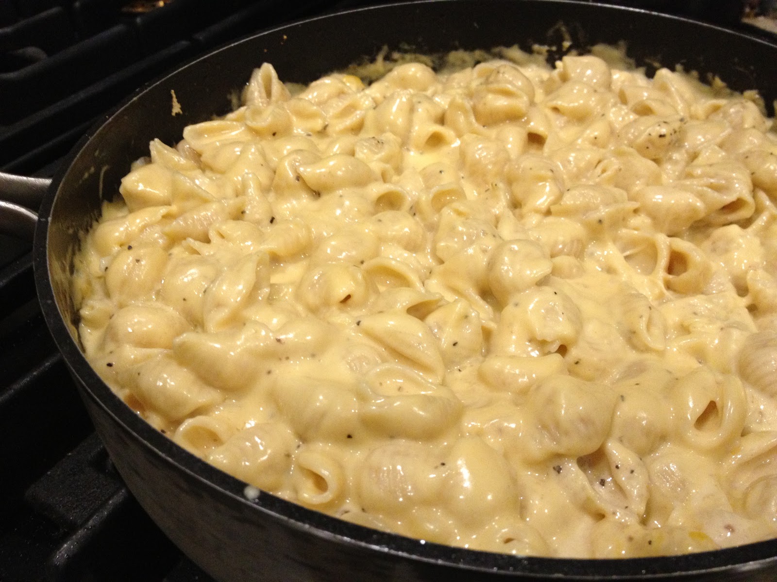 Culinary Types Comfort and Joy Skillet Macaroni and Cheese