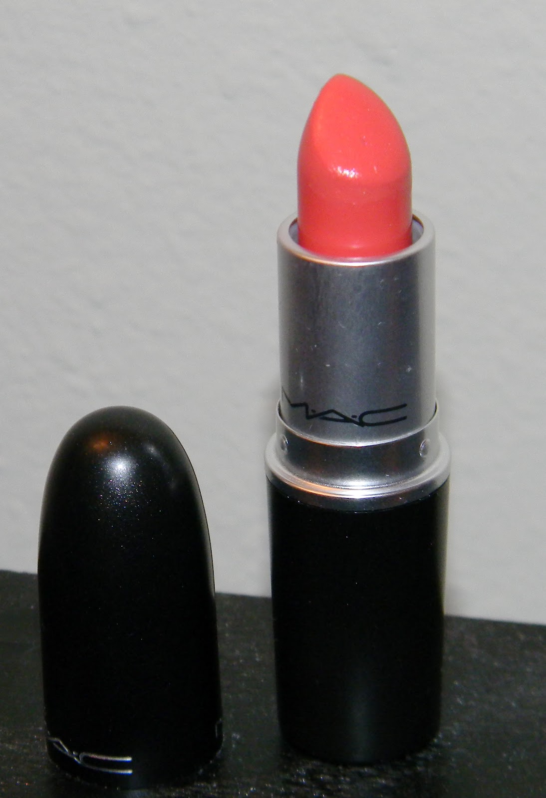 Beauties in Bloom Mac Vegas Volt Lipstick