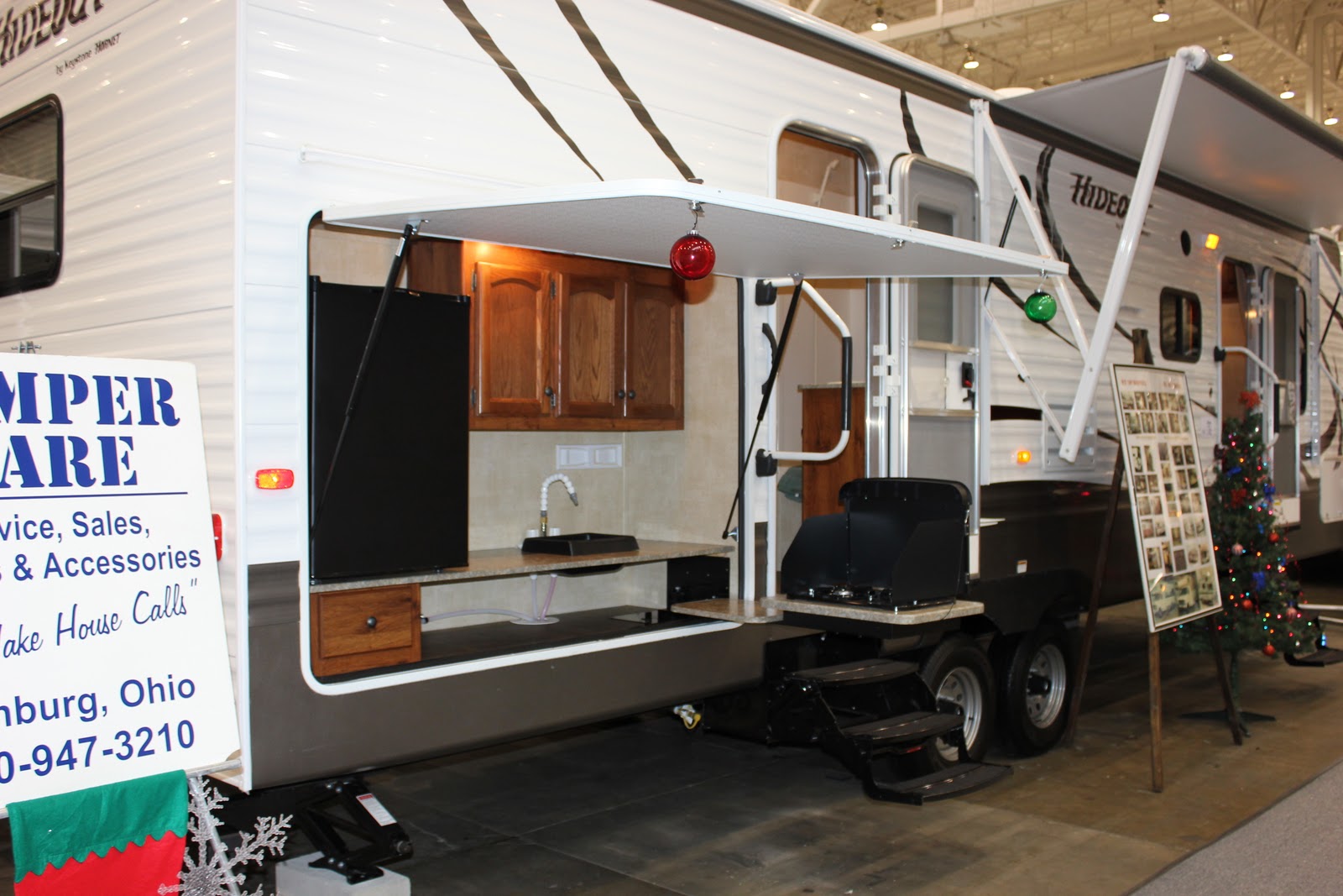 2012 Ohio RV Supershow Outdoor Kitchens Gr8LakesCamper