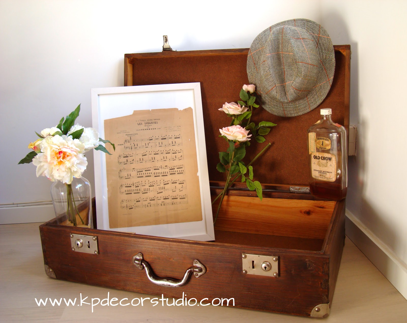 KP Tienda Vintage Online: Maleta de madera antigua ** Old wooden suitcase
